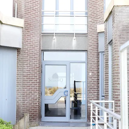 Near Sandy Beaches, Cleaning Included Apartment *