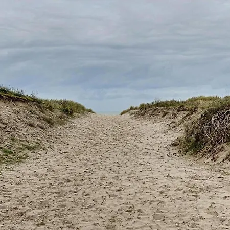Near Sandy Beaches, Cleaning Included *