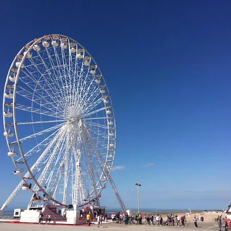 Near Sandy Beaches, Cleaning Included Apartment *